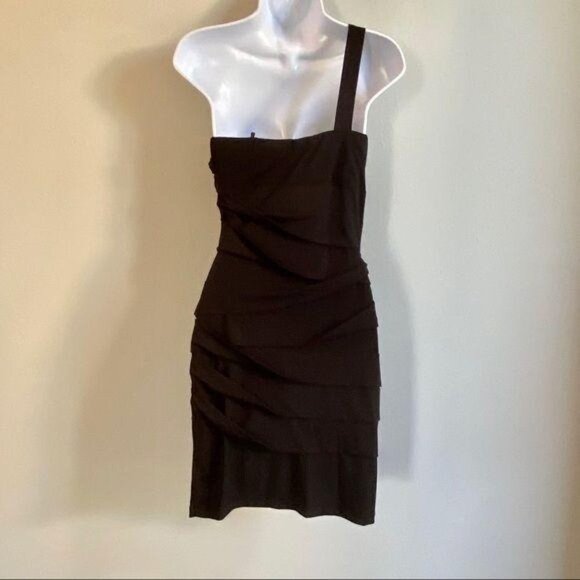 City Triangle Black One Shoulder Party Dress - Picture 6 of 9